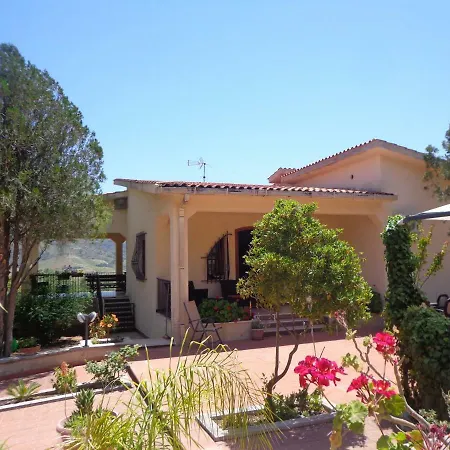 Eden Di Segesta Bed & Breakfast 3*