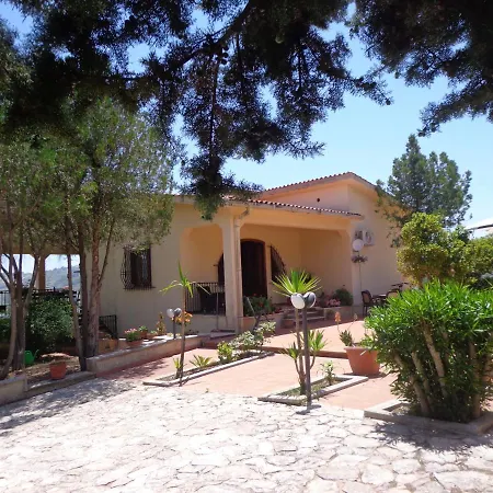 Eden Di Segesta Bed & Breakfast 3*