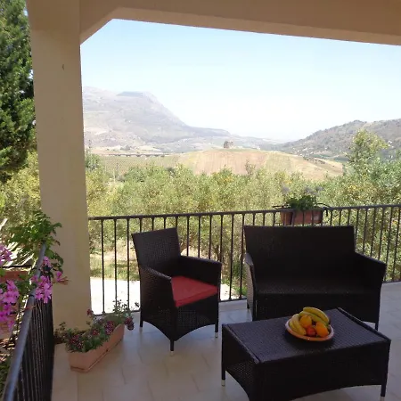 Bed & Breakfast Eden Di Segesta 3*